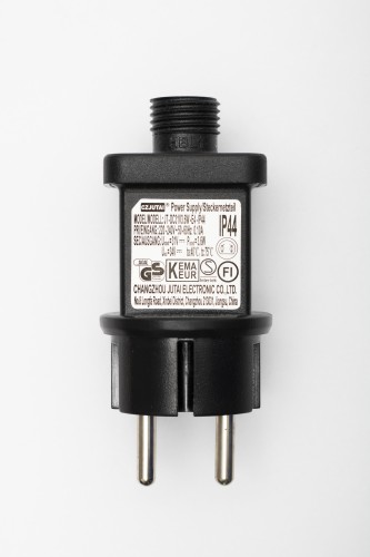 KMF8LED240 havas műfenyő LED-ekkel, 460db melegfehér LED, 8 program, 240cm magas, 144cm átmérő, 3D és 2D tűlevelek, hálózati tápellátás, beltéri kivitel